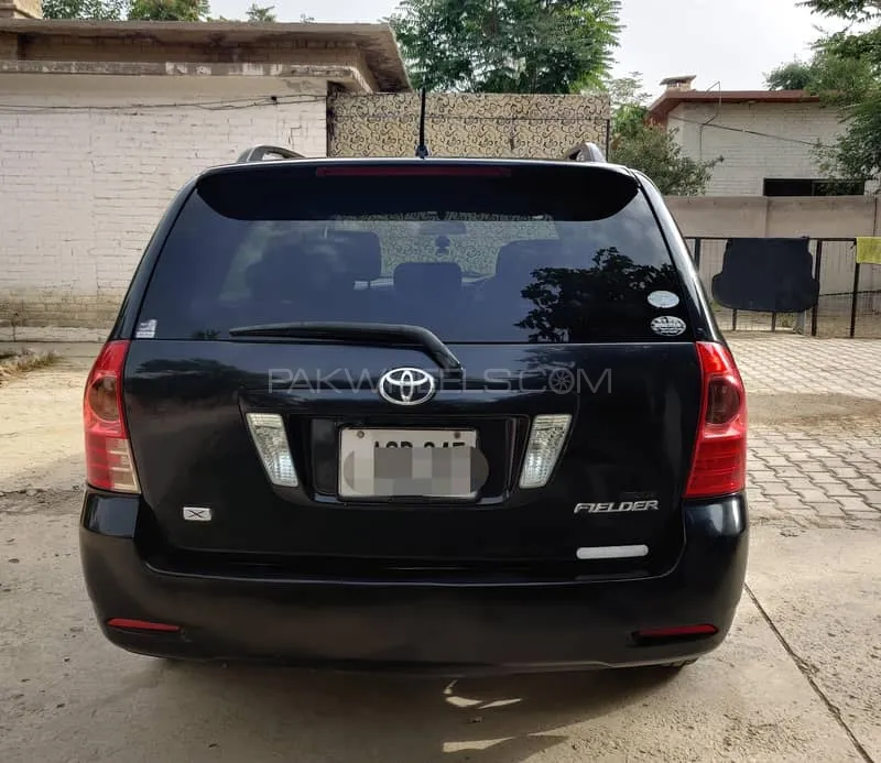 ٹویوٹا کرولا فیلڈر 2005 for Sale in کوئٹہ Image-1