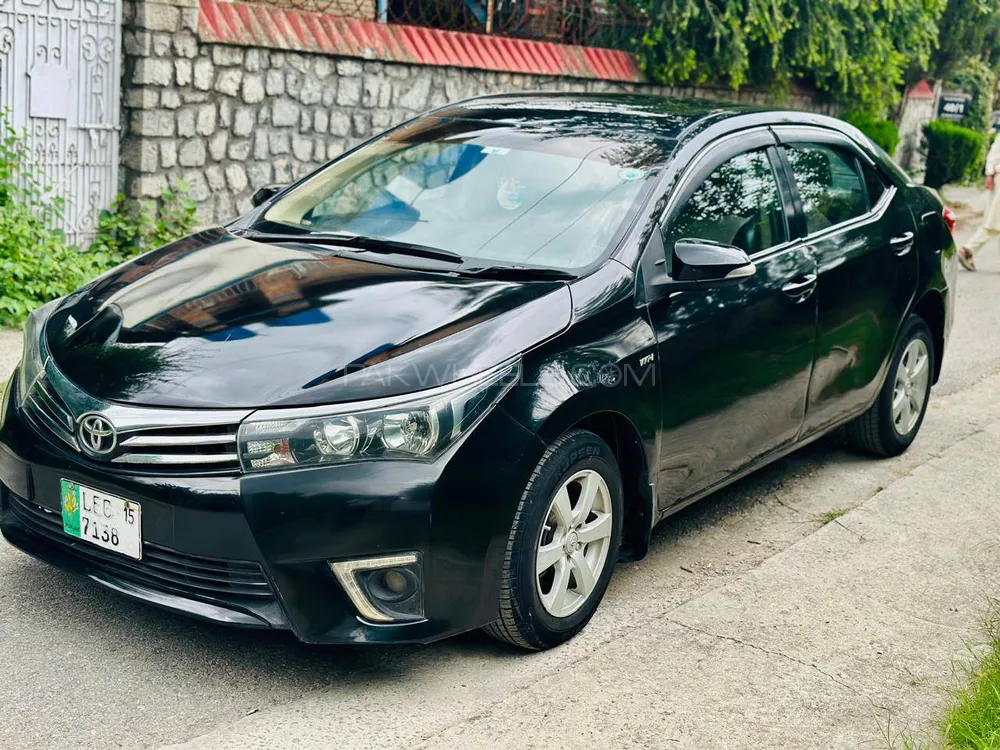 Toyota Corolla 2015 for Sale in Abbottabad Image-1