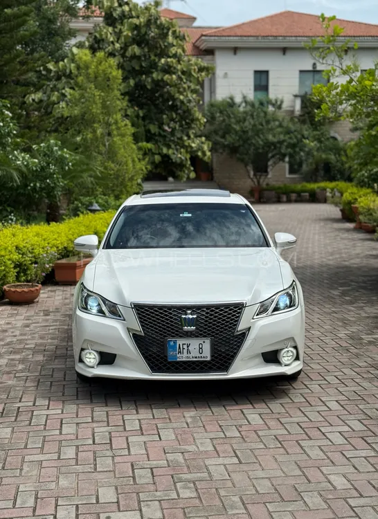 Toyota Crown 2013 for Sale in Islamabad Image-1