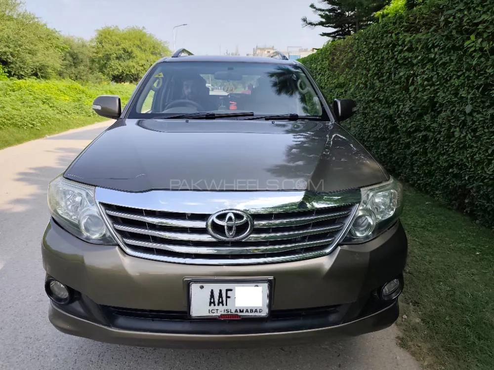 Toyota Fortuner 2014 for Sale in Islamabad Image-1