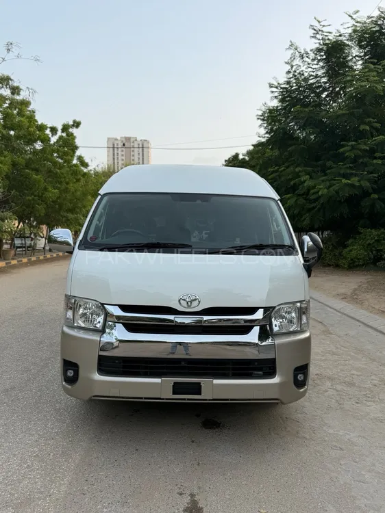 Toyota Hiace 2019 for Sale in Karachi Image-1