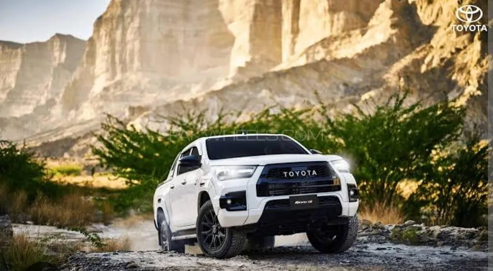 Toyota Hilux 2025 for Sale in Gujranwala Image-1