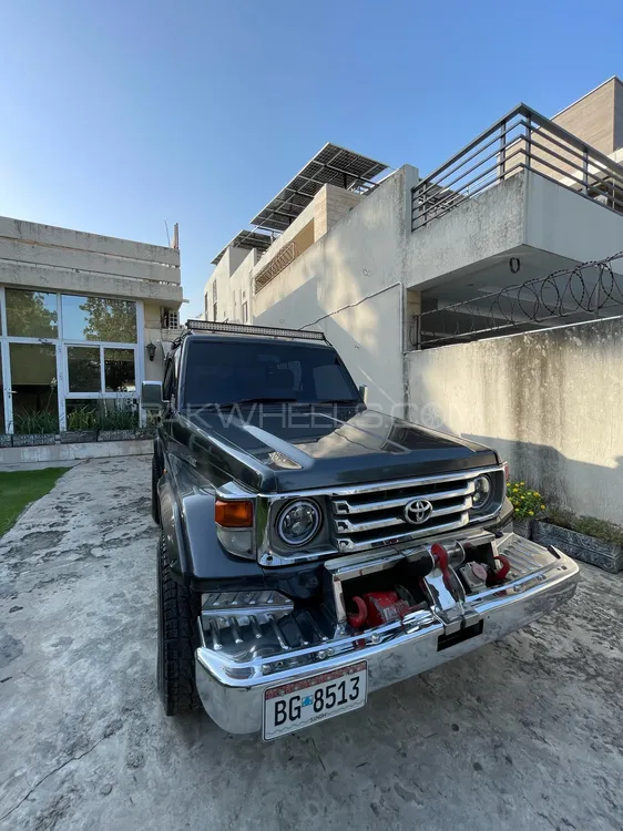 Toyota Land Cruiser 1990 for Sale in Islamabad Image-1