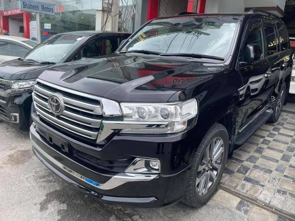 Toyota Land Cruiser 2016 for Sale in Faisalabad Image-1