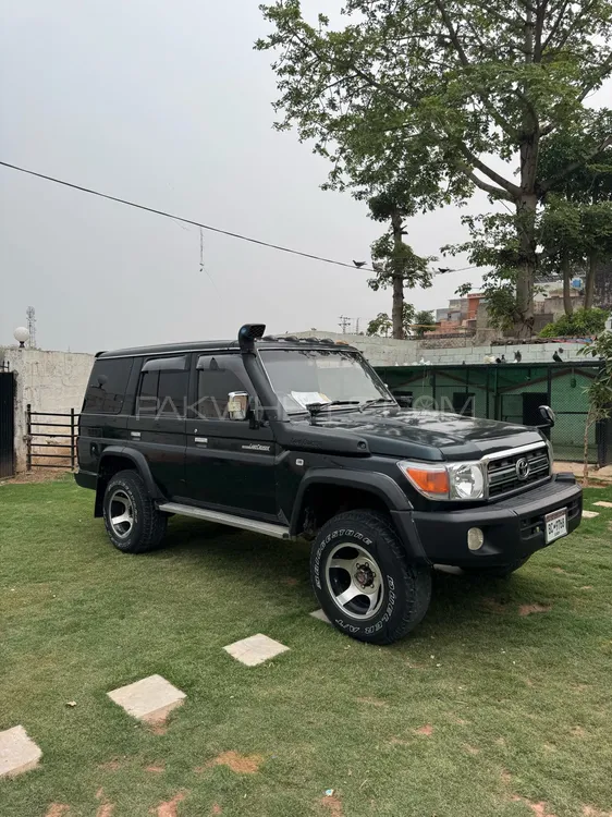Toyota Prado 1993 for Sale in Islamabad Image-1