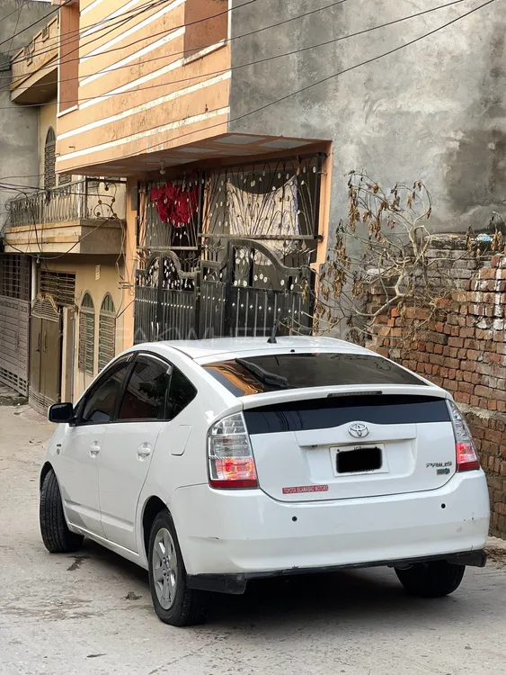 Toyota Prius 2010 for Sale in Rawalpindi Image-1