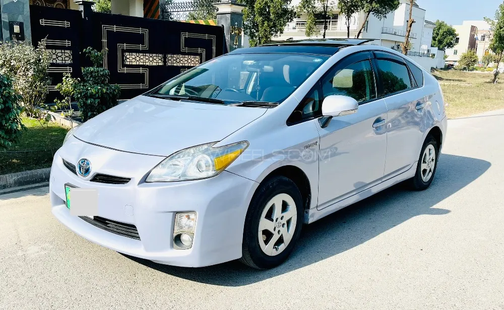 Toyota Prius 2015 for Sale in Gujranwala Image-1