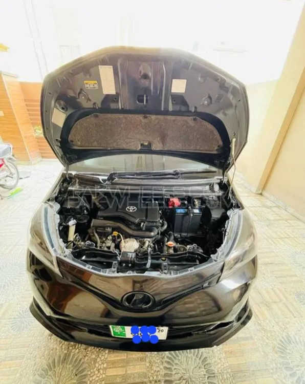 Toyota Vitz 2016 for Sale in Lahore Image-1