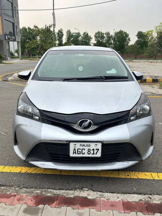 Toyota Vitz 2018 for Sale in Lahore Image-1