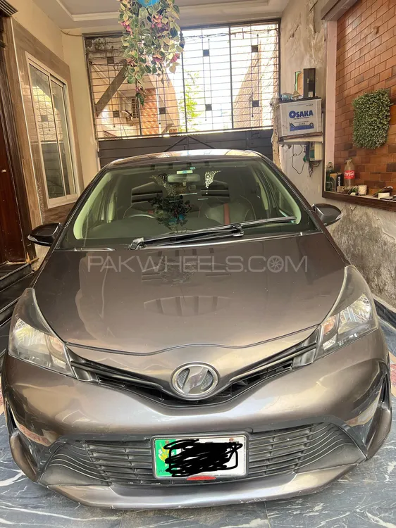 Toyota Vitz 2014 for Sale in Sargodha Image-1