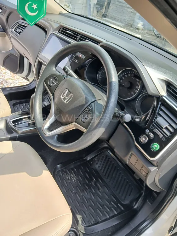 Honda City 2022 for Sale in Lahore Image-1