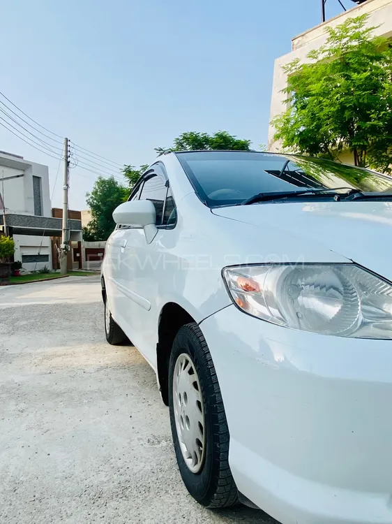 Honda City 2005 for Sale in Multan Image-1