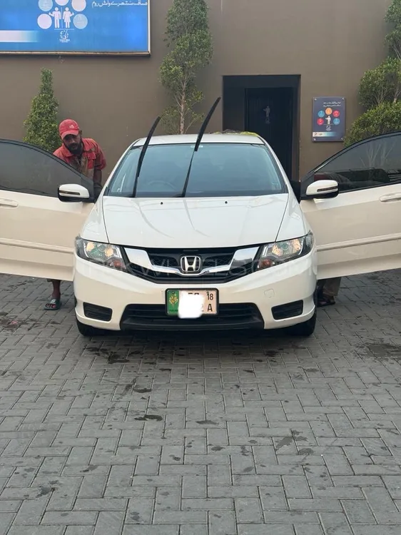 Honda City 2018 for Sale in Islamabad Image-1