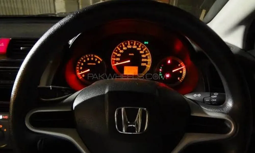 Honda city speedometer automatic Image-1