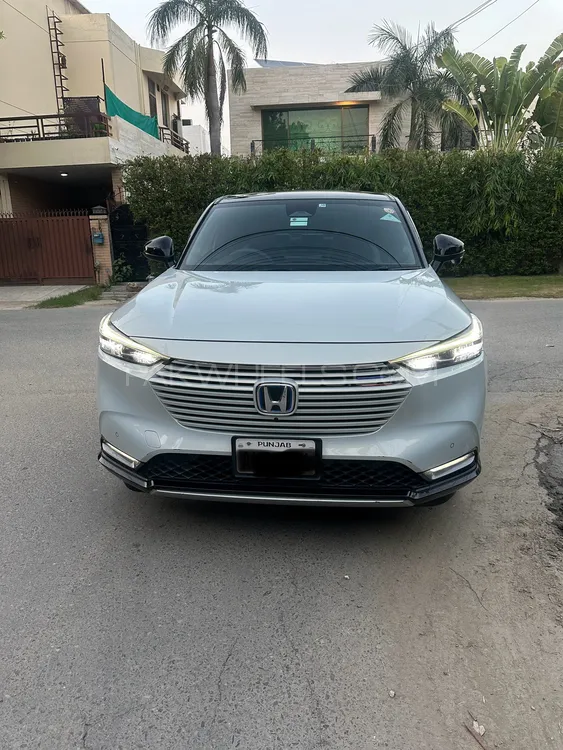 Honda Vezel 2021 for Sale in Lahore Image-1