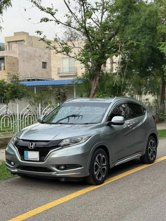 Honda Vezel 2014 for Sale in Islamabad Image-1