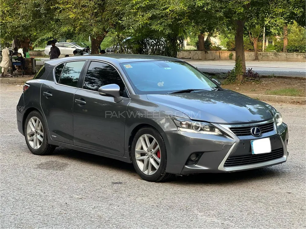 Lexus CT200h 2016 for Sale in Islamabad Image-1