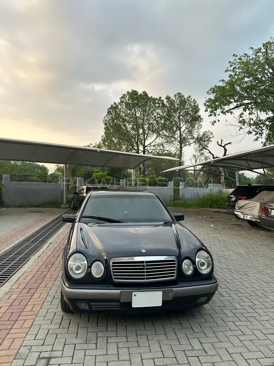 Mercedes Benz E Class 1997 for Sale in Islamabad Image-1