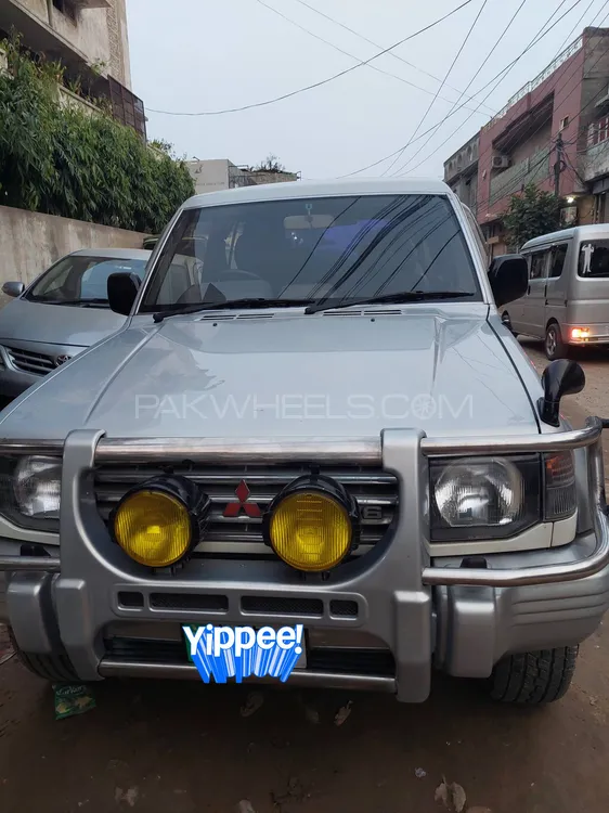 Mitsubishi Pajero 1996 for Sale in Lahore Image-1