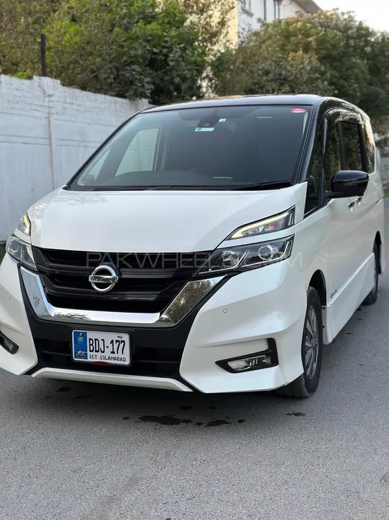 Nissan Serena 2018 for Sale in Peshawar Nissan Serena 2018 for Sale in Peshawar Image-15