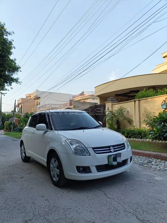 Suzuki Swift 2012 for Sale in Lahore Image-1