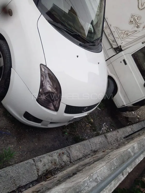 Suzuki Swift 2012 for Sale in Islamabad Image-1