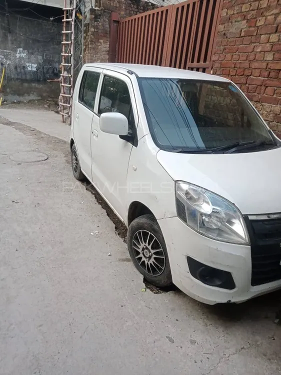 Suzuki Wagon R 2017 for Sale in Lahore Image-1