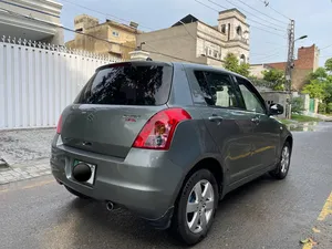 Suzuki Swift DLX 1.3 2013 for Sale