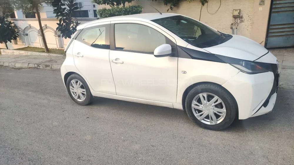 Toyota Aygo 2014 for Sale in Islamabad Image-1