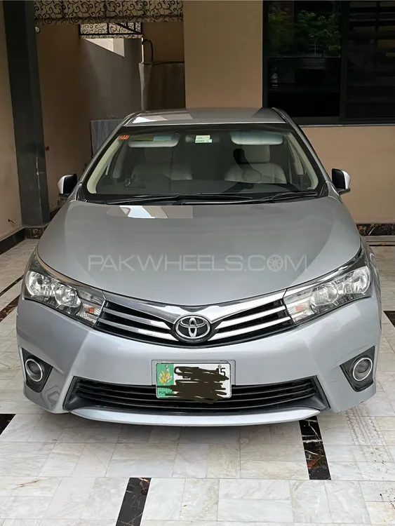 Toyota Corolla 2015 for Sale in Faisalabad Image-1