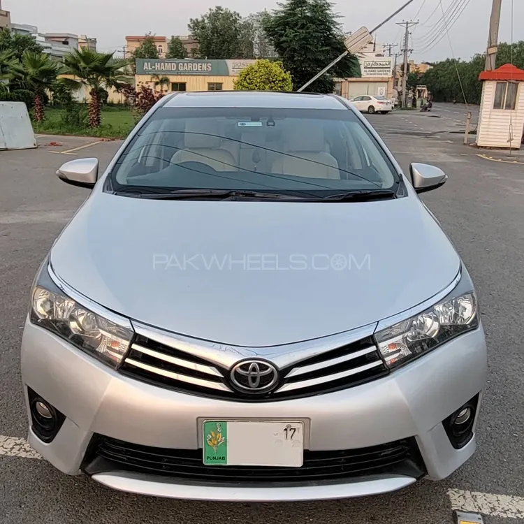 Toyota Corolla 2016 for Sale in Lahore Image-1