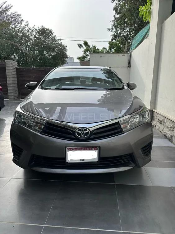 Toyota Corolla 2016 for Sale in Karachi Image-1