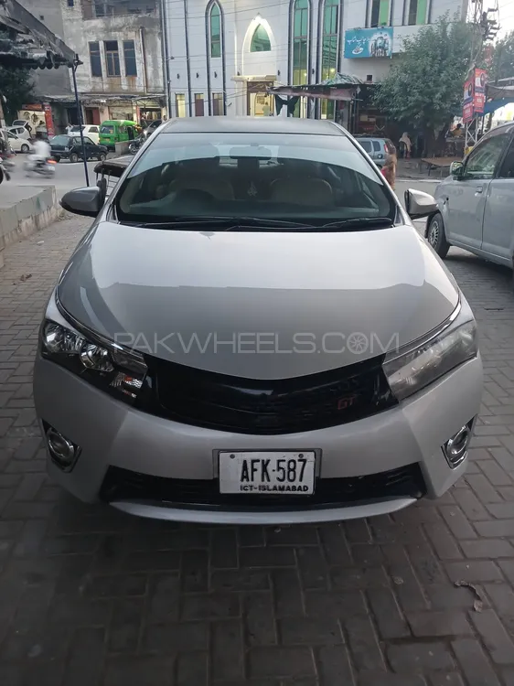 Toyota Corolla 2017 for Sale in Sialkot Image-1