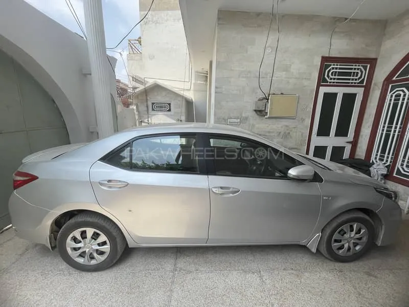 Toyota Corolla 2017 for Sale in Sargodha Image-1