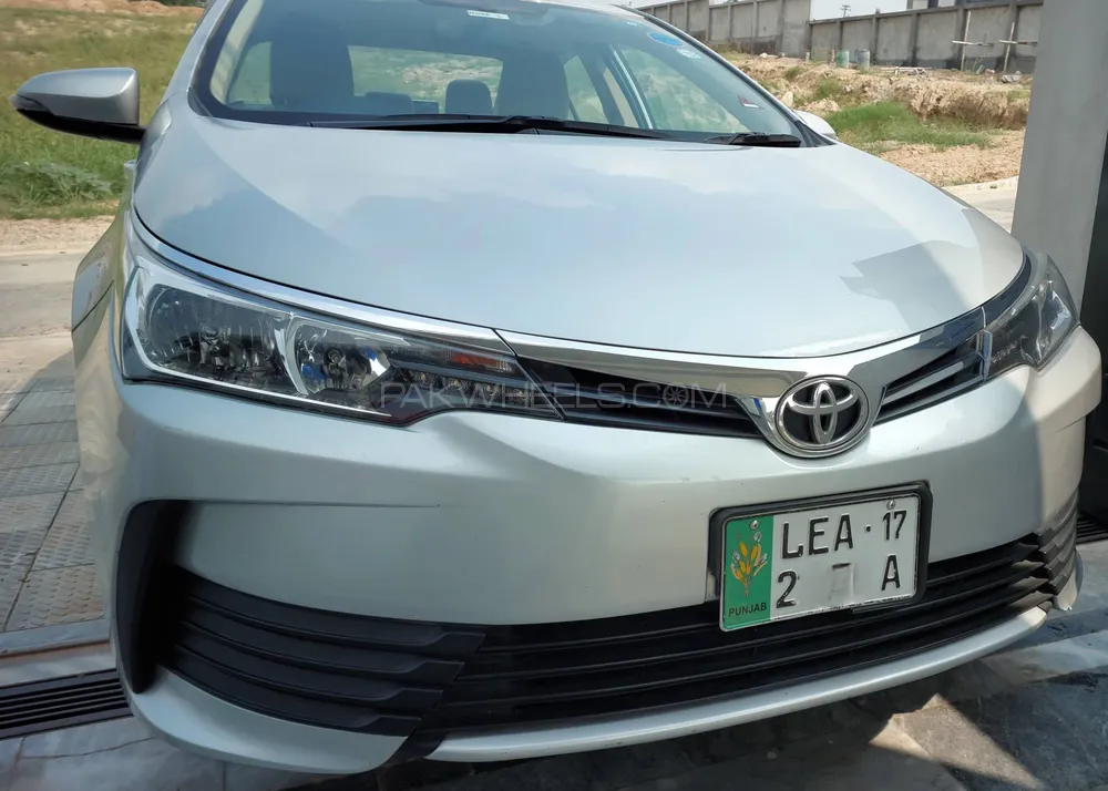Toyota Corolla 2017 for Sale in Islamabad Image-1