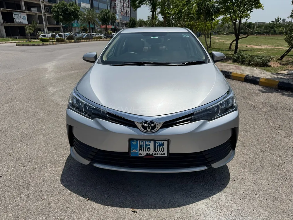 Toyota Corolla 2018 for Sale in Islamabad Image-1