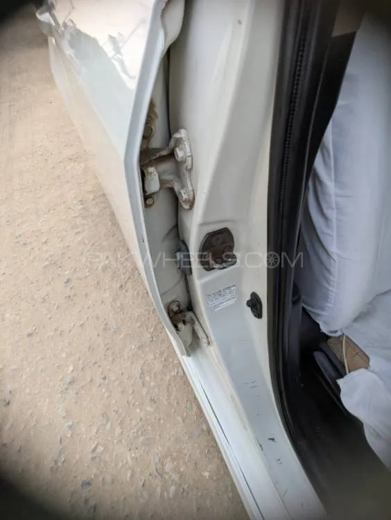 Toyota Corolla 2016 for Sale in Karachi Image-1