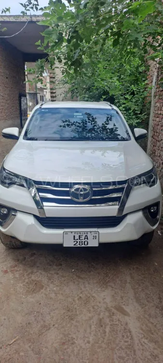Toyota Fortuner 2019 for Sale in Sialkot Image-1