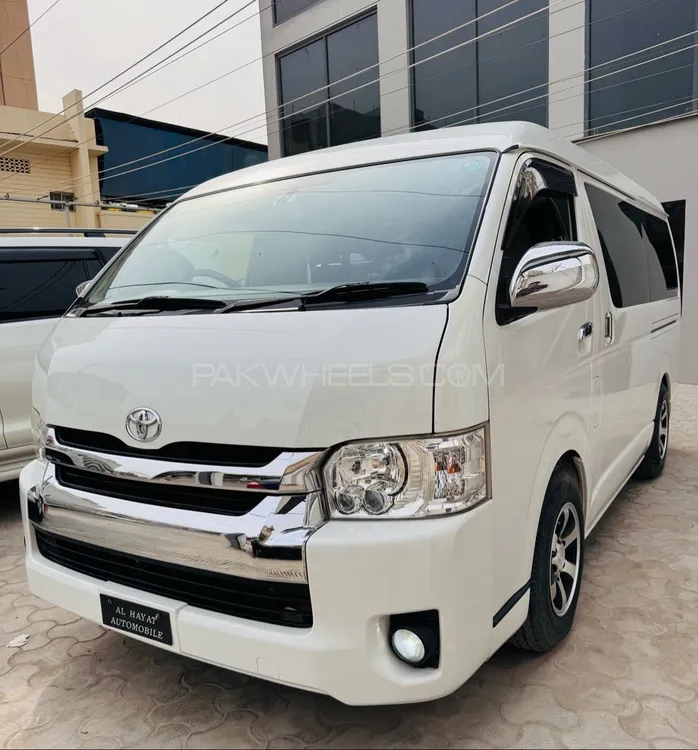 Toyota Hiace 2014 for Sale in Karachi Image-1