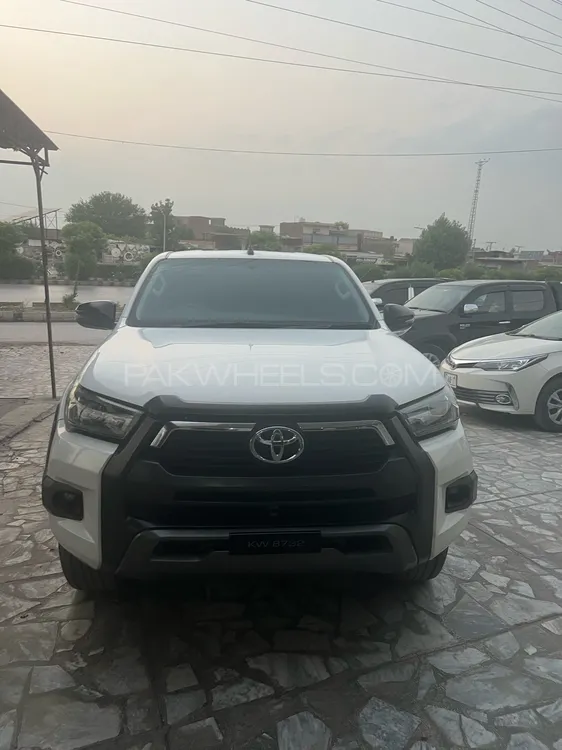 Toyota Hilux 2018 for Sale in Peshawar Image-1