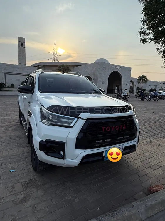 Toyota Hilux 2021 for Sale in Lahore Image-1