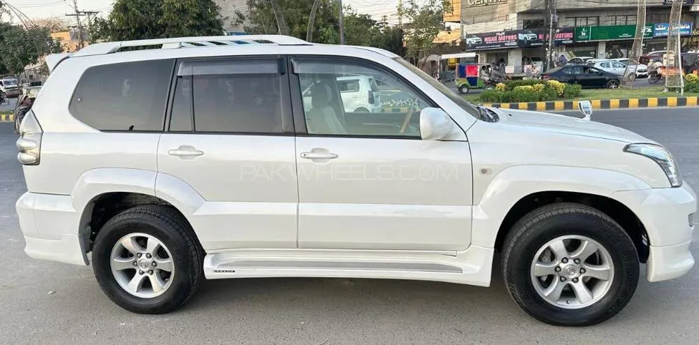Toyota Prado 2005 for Sale in Lahore Image-1