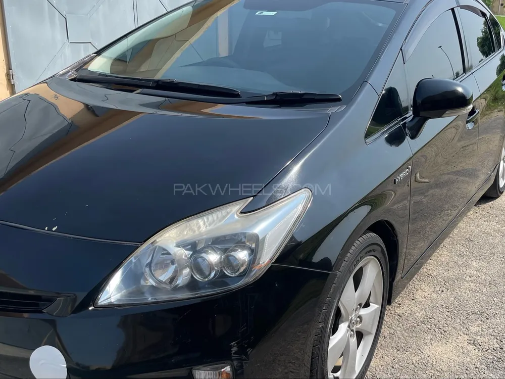 Toyota Prius 2011 for Sale in Karachi Toyota Prius 2011 for Sale in Karachi Image-4