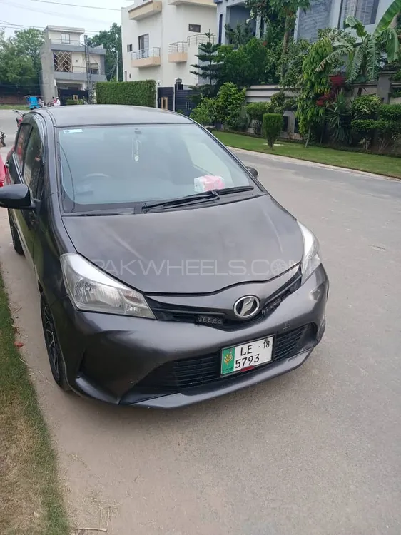 Toyota Vitz 2018 for Sale in Lahore Image-1