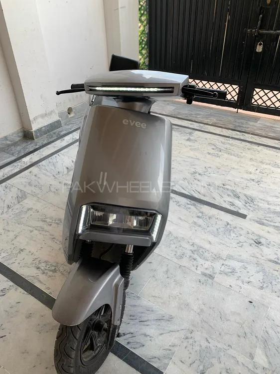 Evee C1 Pro 2025 for Sale Image-1
