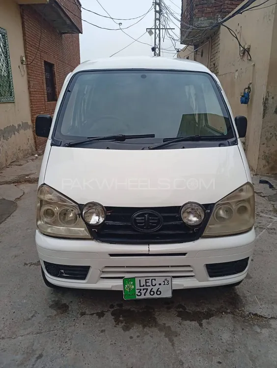 FAW X-PV 2013 for Sale in Lahore Image-1