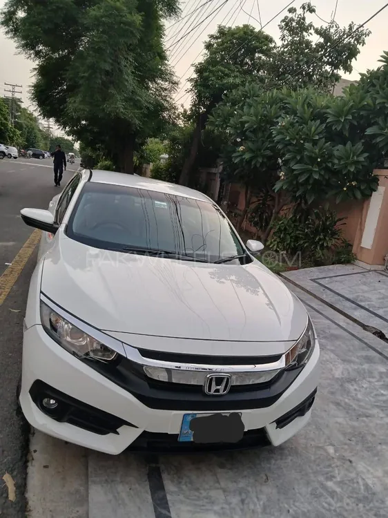 Honda Civic 2018 for Sale in Lahore Image-1