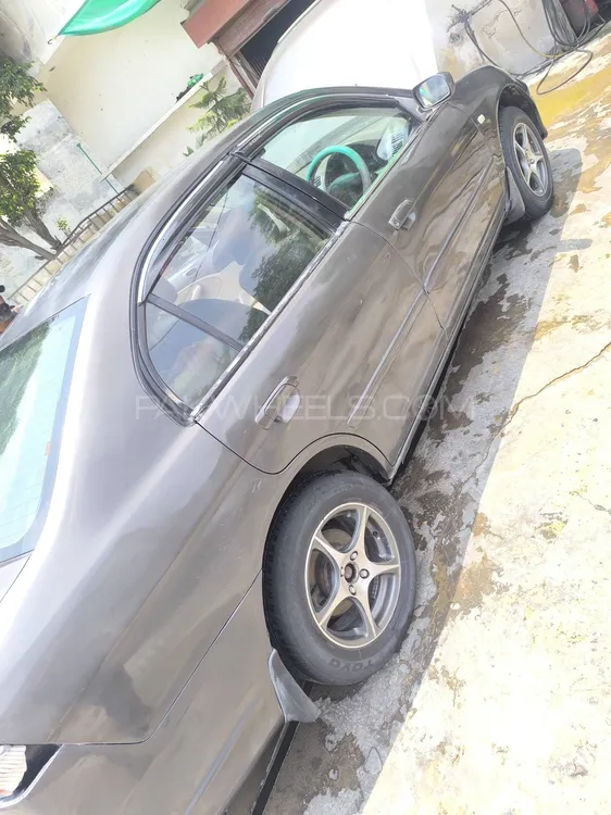 Honda Civic 2004 for Sale in Lahore Image-1