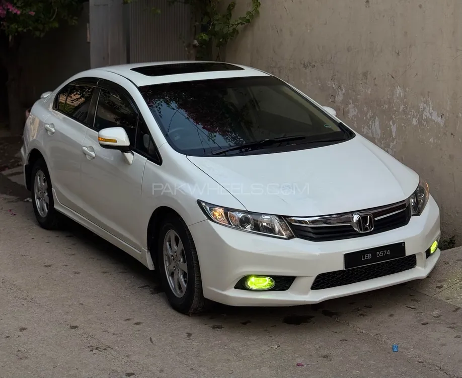 Honda Civic 2013 for Sale in Peshawar Image-1