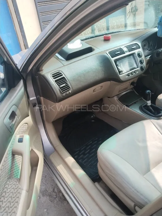 Honda Civic 2004 for Sale in Lahore Image-1